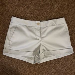 Express size 6 dress shorts in great condition.